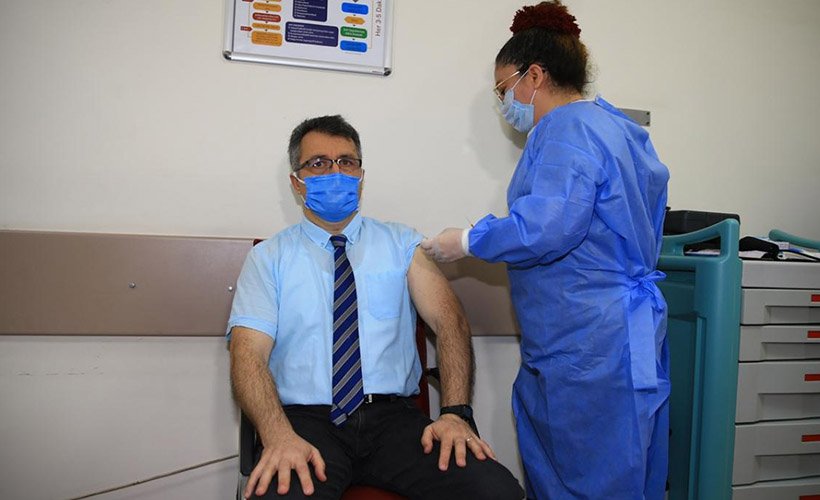 تعداد افرادی که در ترکیه واکسن کرونا زدند از مرز ۵۰۰ هزار نفر گذشت