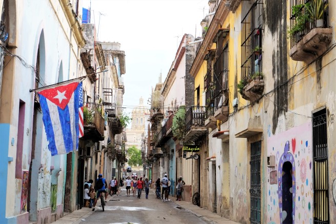 ایالات متحده کوبا را دوباره در لیست “کشورهای حامی تروریسم” قرار داد