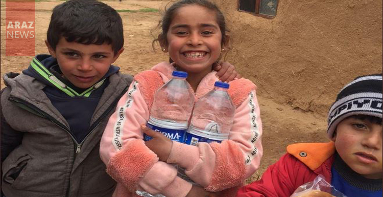 سربازان ترکیه لبخند را به لب کودکان سوریه آوردند