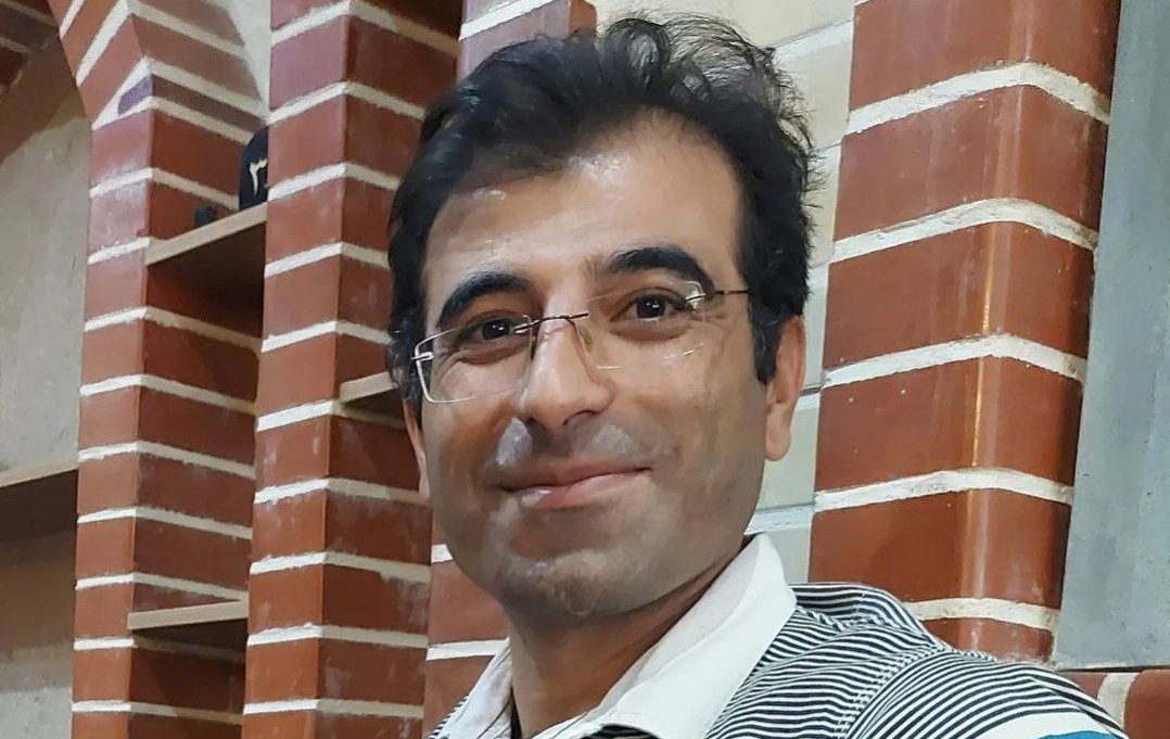 بازداشت اکبر ابولزاده و انتقال به زندان شهرستان اهر بازداشت اکبر ابولزاده و انتقال به زندان شهرستان اهر