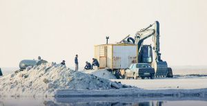 سهم روس‌ها و چینی‌ها از معادن آذربایجان؛ آیا دریاچه اورمیه را برای استخراج مواد معدنی...