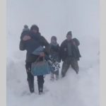 علی‌رغم گذشت بیش از یک هفته از بارش برف در آزربایجان، راه ارتباطی روستاهای تابعه...