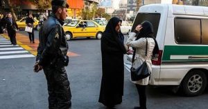 بازگشت به «تنظیمات اصلی»؛ لحن مسئولان جمهوری اسلامی درباره «حجاب اجباری» پس از گذر از...