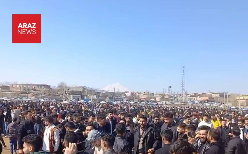 چه کسانی مجوز برگزاری جشن به اصطلاح نوروز را در شهرهای آزربایجان صادر می کنند؟! چه کسانی مجوز برگزاری جشن به اصطلاح نوروز را در شهرهای آزربایجان صادر می کنند؟!